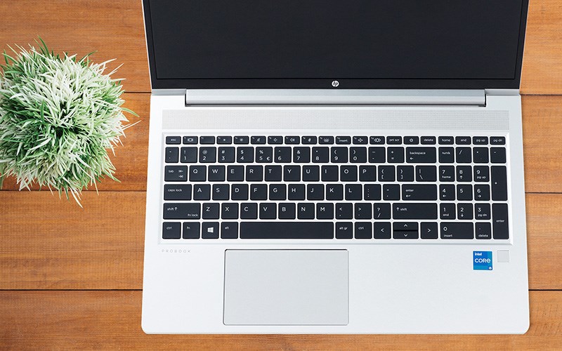 Một số d&ograve;ng laptop HP c&oacute; b&agrave;n ph&iacute;m kh&aacute; cứng