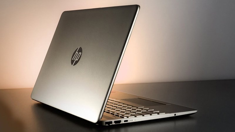 HP Notebook c&oacute; gi&aacute; th&agrave;nh hợp l&yacute;