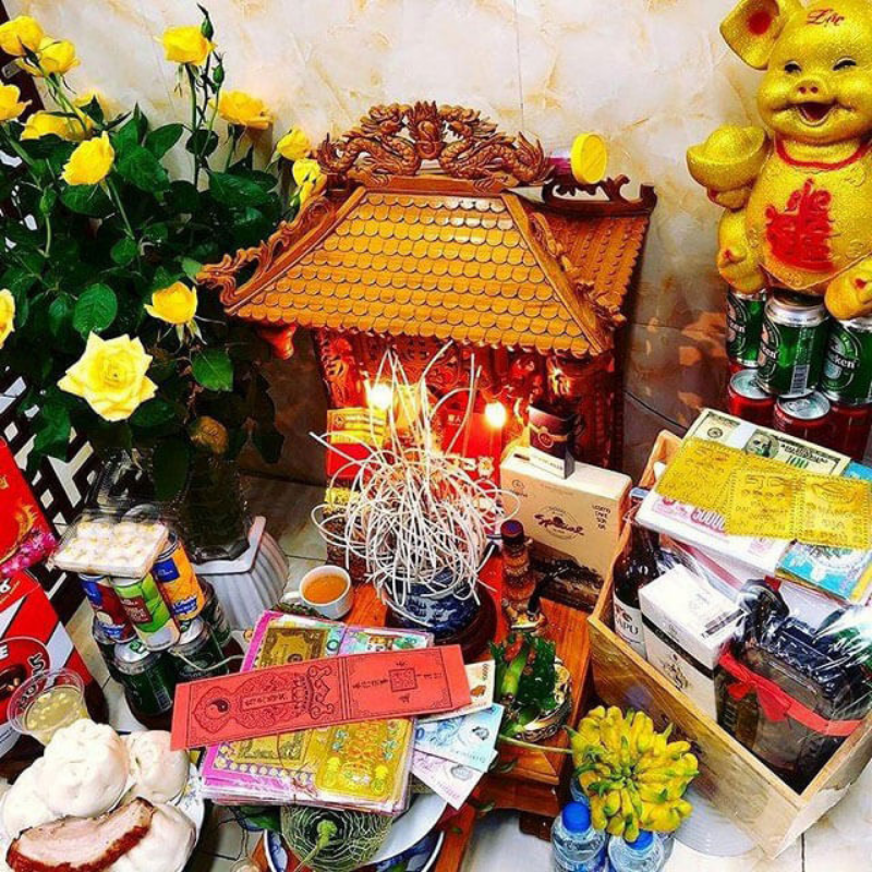 Bày trí lễ vật cúng Thần Tài