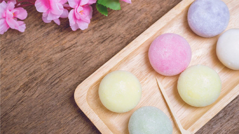 Mochi còn được dùng làm tên bánh truyền thống Nhật Bản