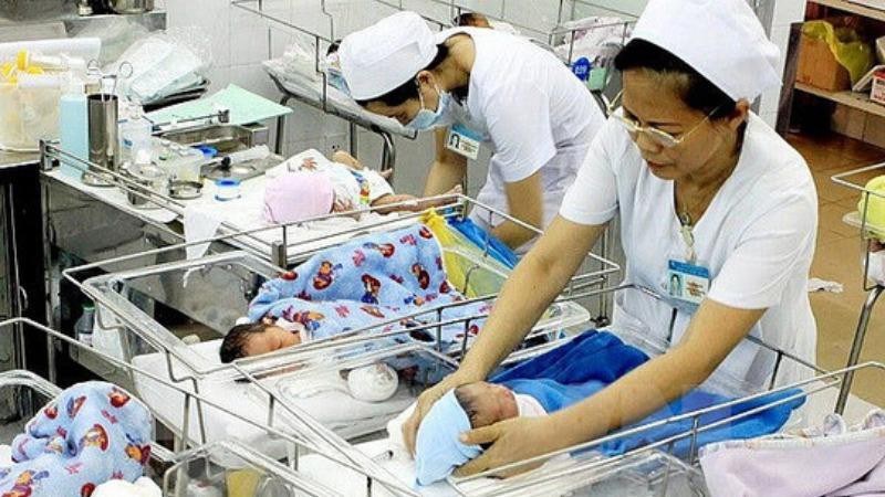 Hỗ trợ khi sinh hai con một bề