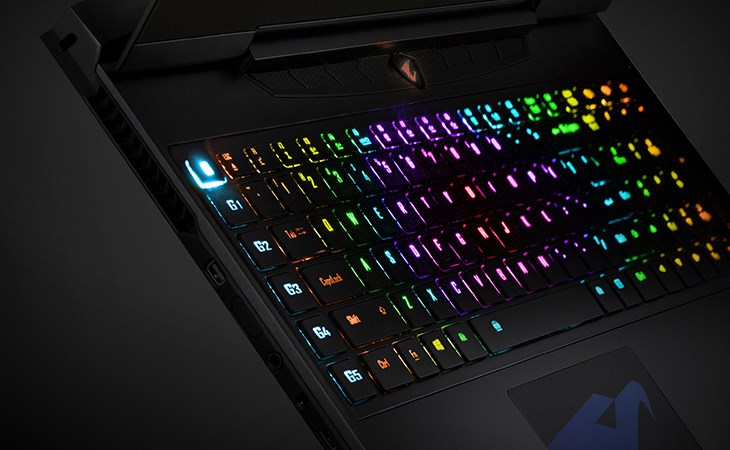 Bàn phím LED RGB của laptop gaming