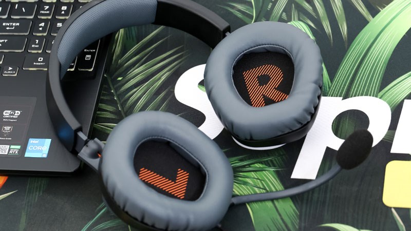 Tai nghe chụp tai Gaming JBL QUANTUM 100 Tai nghe chụp tai Gaming JBL QUANTUM 100