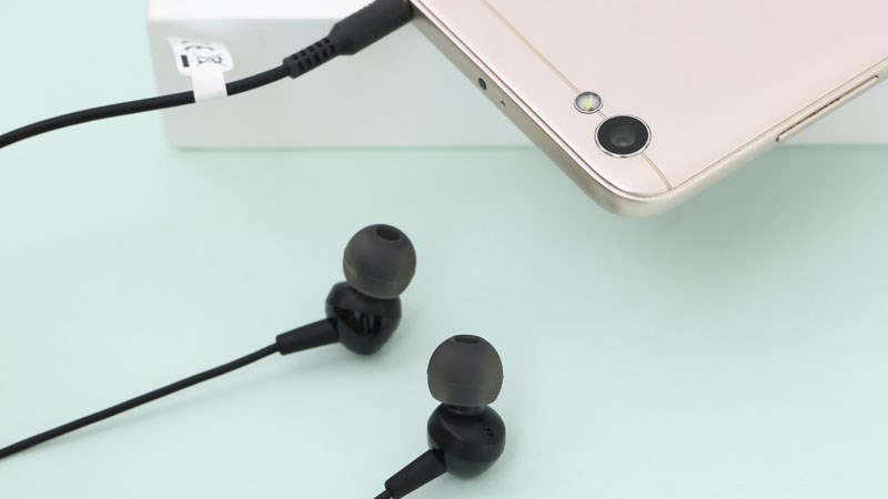 Tai nghe EP JBL C150 Đen