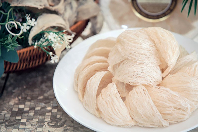 Yến sào cũng là một món quà gợi ý không tồi
