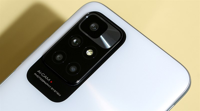 Sở hữu cụm 4 camera ấn tượng