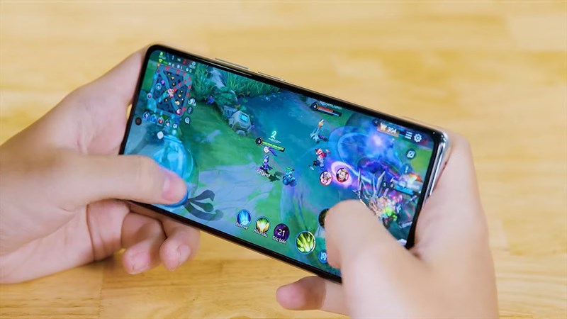 Khả năng chiến game ổn nhờ chip MediaTek Dimensity 1200