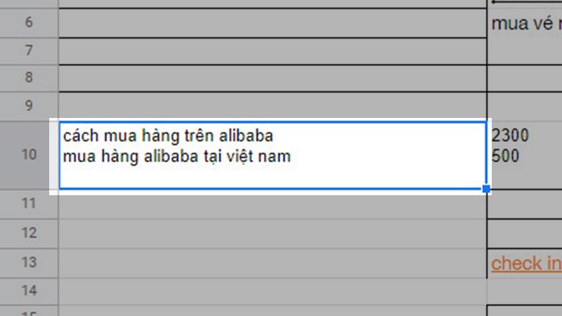 Tại file Excel trên Google Sheets, bạn chọn ô dữ liệu mình muốn xem lịch sử chỉnh sửa.