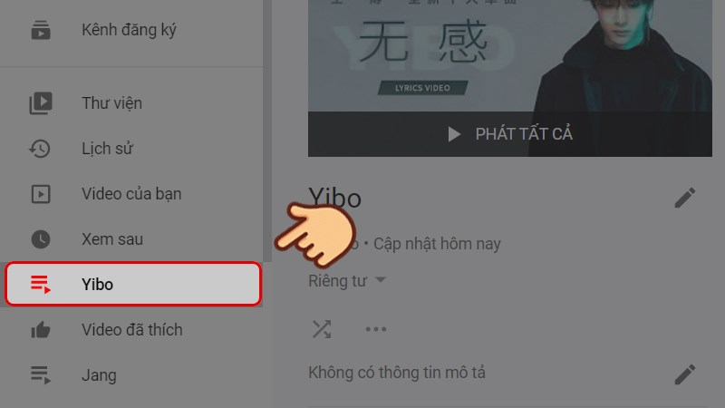 Chọn danh sách phát mà bạn muốn chỉnh sửa ở cột bên trái giao diện Youtube trên máy tính