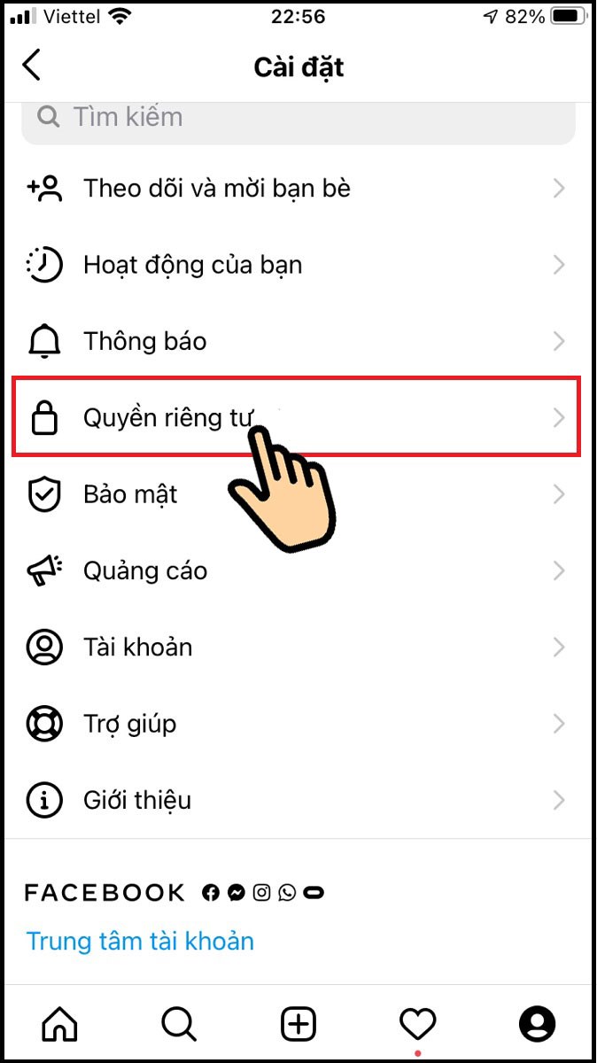 Chuyển sang giao diện tiếp theo thì nhấn vào mục quản lý Quyền riêng tư