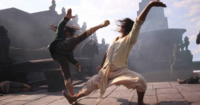 Khi nhân vật chính đi đường quyền