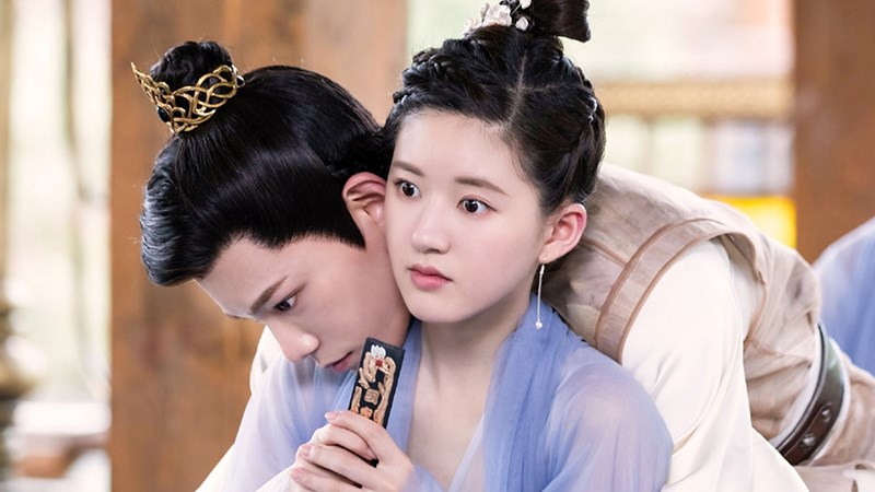Trần Thiên Thiên Trong Lời Đồn