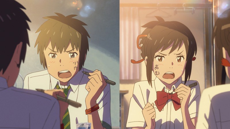 Taki và Mitsuha bối rối khi nhận ra đã bị hoán đổi linh hồn