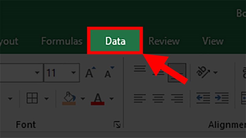 Mở file Excel > Nhấn vào thẻ Data
