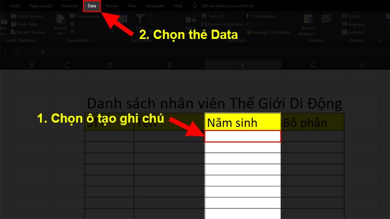 Chọn ô muốn tạo ghi chú > Chọn thẻ Data