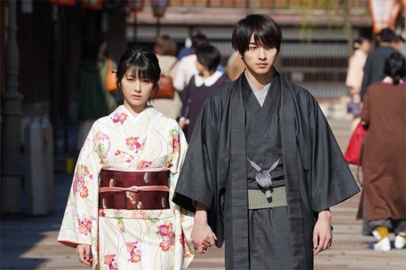 Tsubaki và Nao