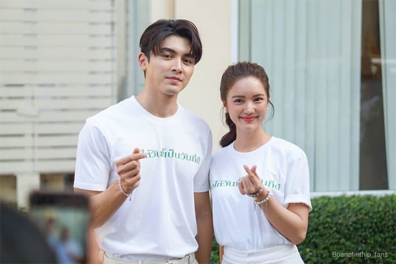 Cặp đôi Pon Nawasch (Alan) và Bua Nalinthip (Prao Mook)
