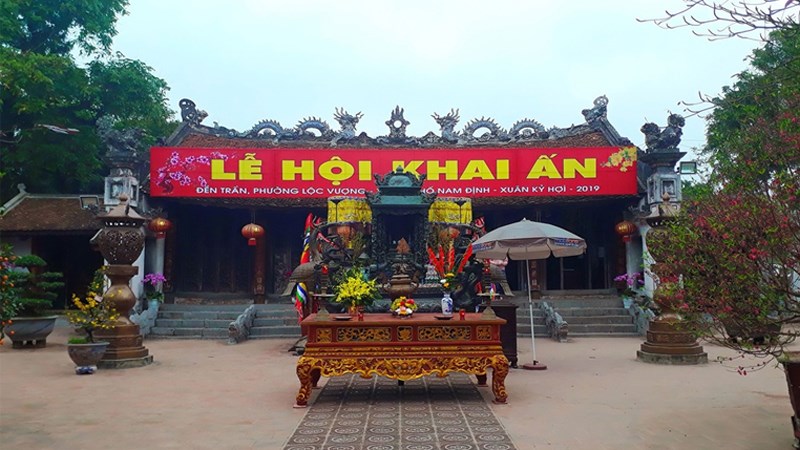 Lễ hội Khai ấn Đền Trần - Nam Định