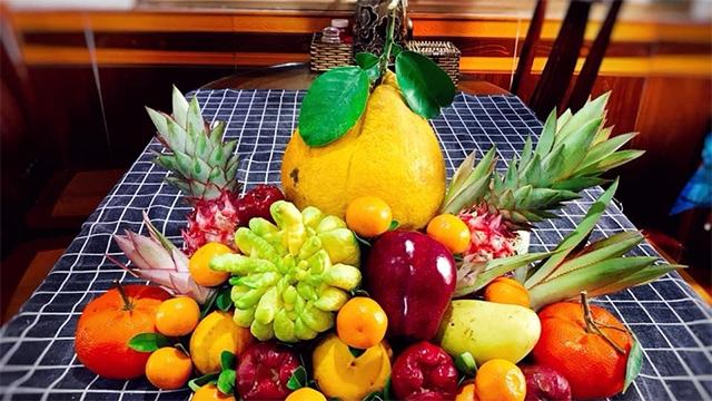 Five-fruit tray (Mâm ngũ quả)