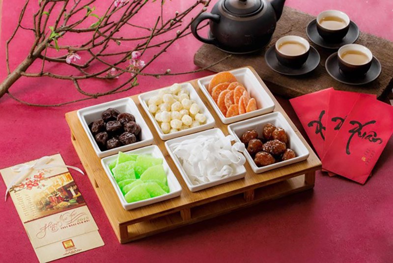 Trà, bánh mứt tết