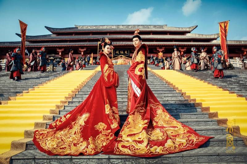Cảnh thành hôn giữa Lý Thừa Ngân và Tiểu Phong