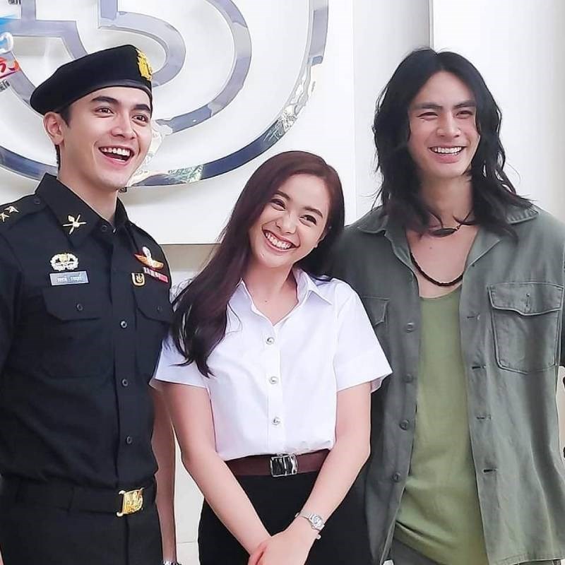Hình ảnh các diễn viên trong buổi giới thiệu phim
