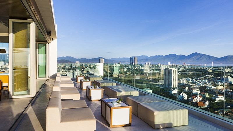 The Top Bar – A La Carte Da Nang