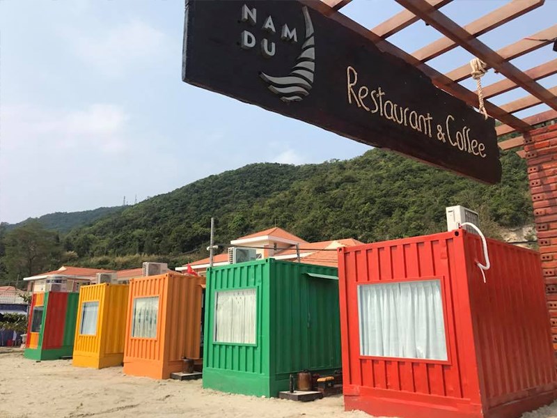 Homestay Container Nam Du Restaurant & Coffee&nbsp;nhiều màu sắc