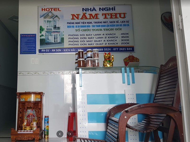 Nhà Nghỉ Năm Thu