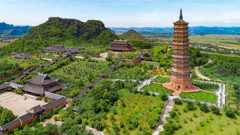 Du lịch tâm linh là gì? Địa điểm du lịch tâm linh nổi tiếng Việt Nam