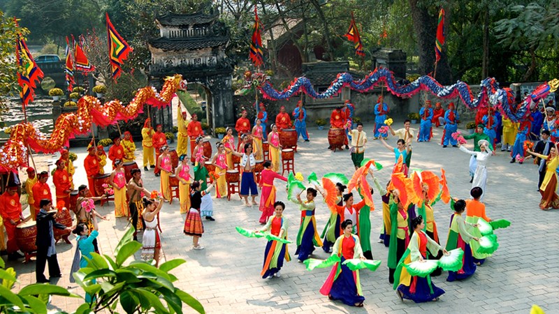 Mùa lễ hội khai Xuân đặc sắc tại Ninh Bình