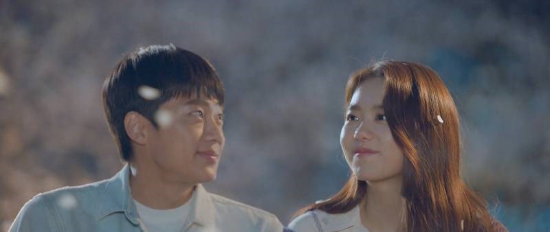 Park Chan Hong và Uhm Se Yoon