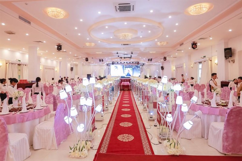 Nhà hàng tiệc cưới - Khu du lịch Bửu Long Nhà hàng tiệc cưới - Khu du lịch Bửu Long