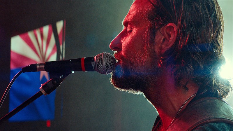 Bradley Cooper trong vai Jackson Maine