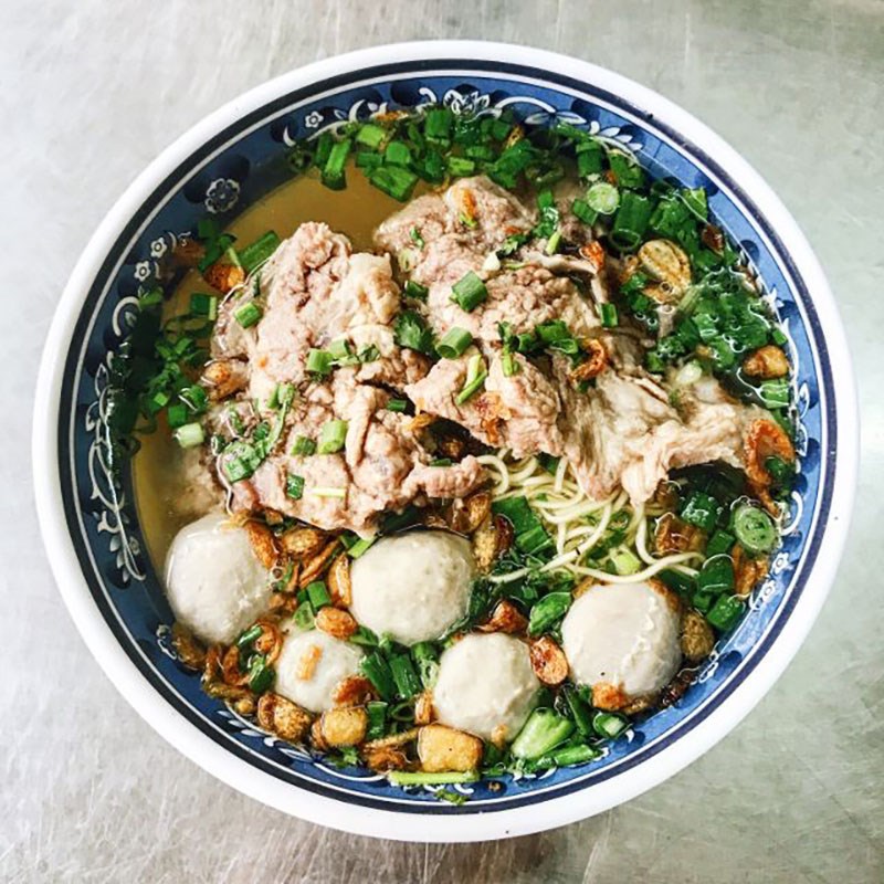 Tô hủ tiếu bò viên - Hủ tiếu bò viên Nơ Trang Long