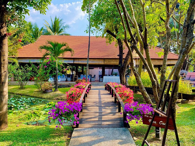 Nhà hàng hoa cau nơi tổ chức tiệc cưới, sự kiện tại khu du lịch Văn Thánh