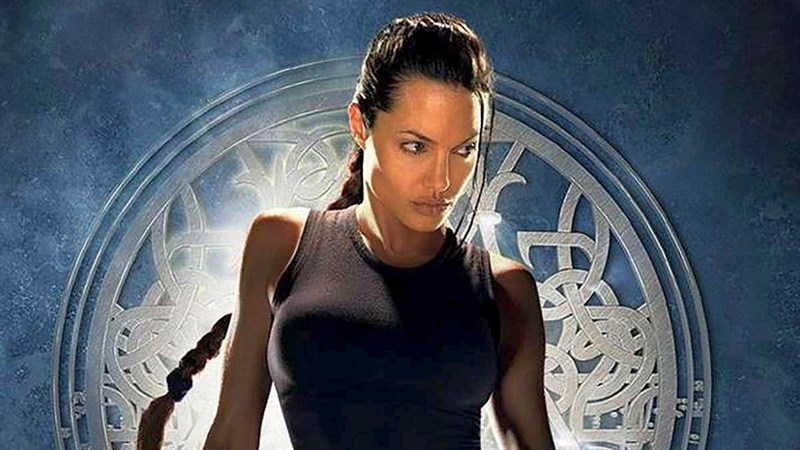 Lara Croft (Angelina Jolie) 