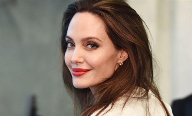Angelina Jolie