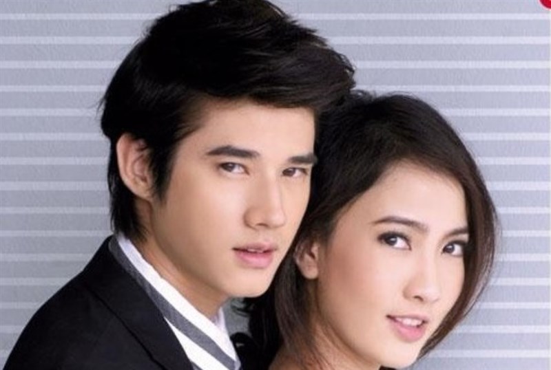 Mario Maurer trong vai Plerng (bên trái)