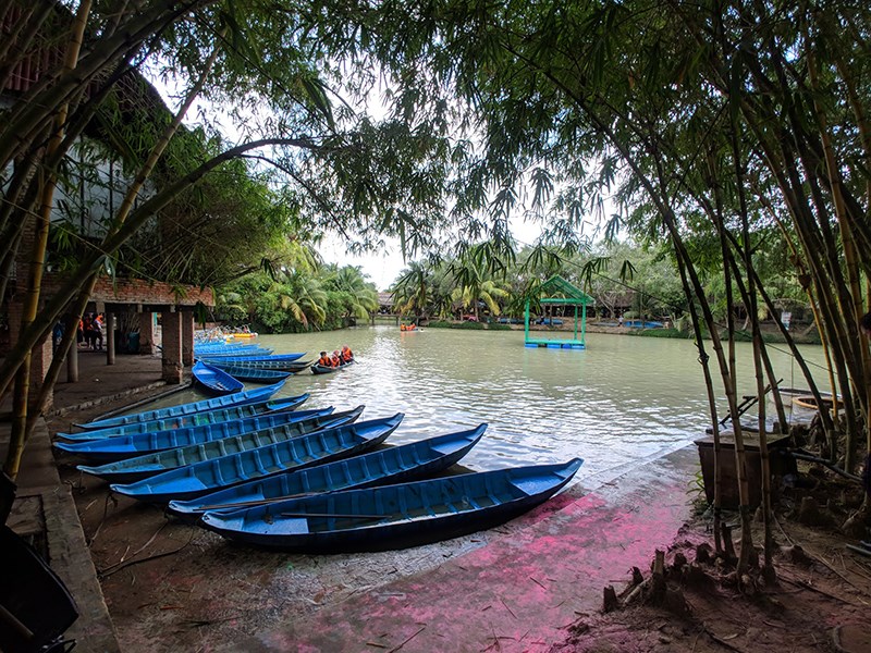 Bến thuyền - Khu du lịch Lan Vương