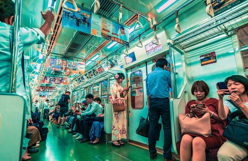 Tàu điện ngầm tại Nhật