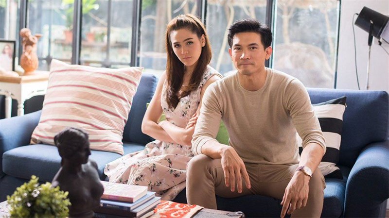 Waralee (bên trái) và Peem (bên phải),