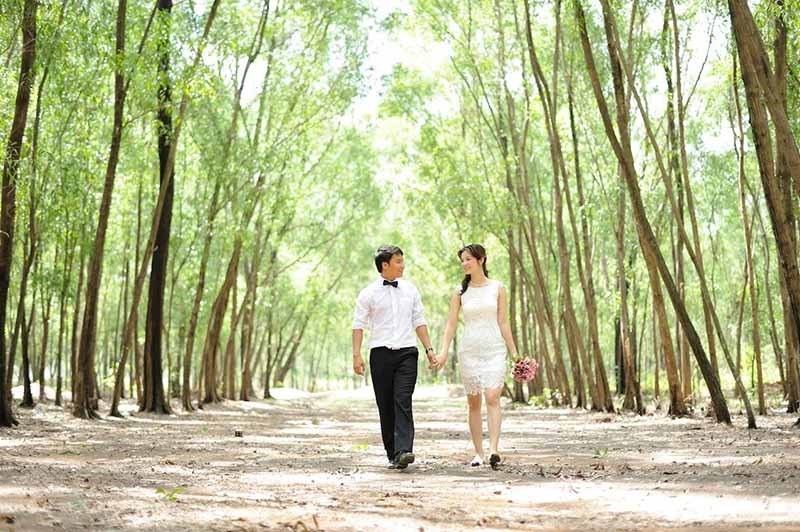 Chụp ảnh cưới tại khu du lịch Bò Cạp Vàng