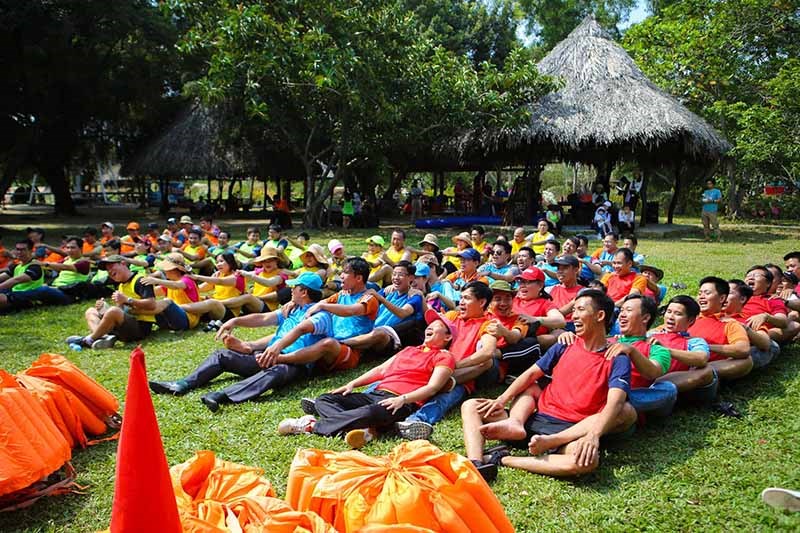 Teambuilding vui chơi cùng đồng bọn tại Bò Cạp Vàng