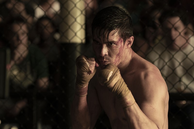 Cole Young trong Mortal Kombat (2021)