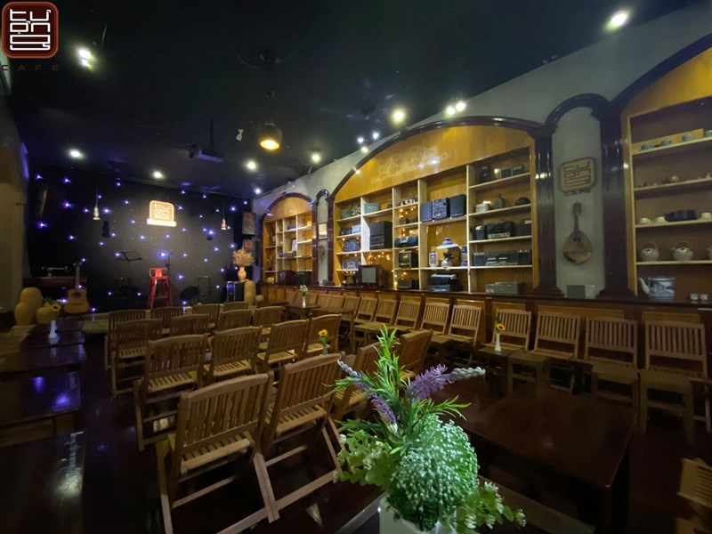 Tượng Cà Phê