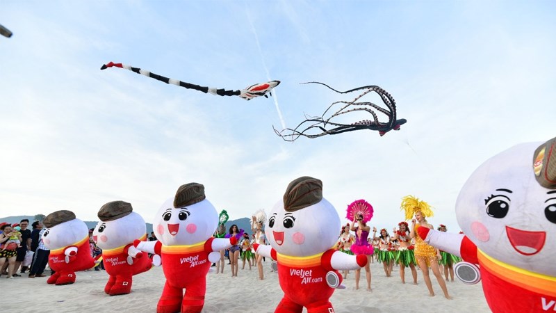 Mascot xuất hiện ở nhiều sự kiện ngoài trời Mascot xuất hiện ở nhiều sự kiện ngoài trời