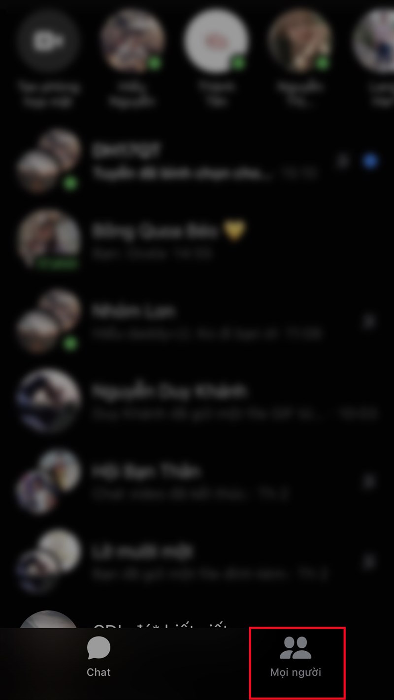 Mở ứng dụng Messenger > Chọn Mọi người ở g&oacute;c dưới b&ecirc;n phải