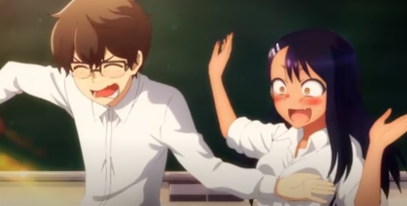 Nagatoro-san (bên trái) và Senpai (bên phải)