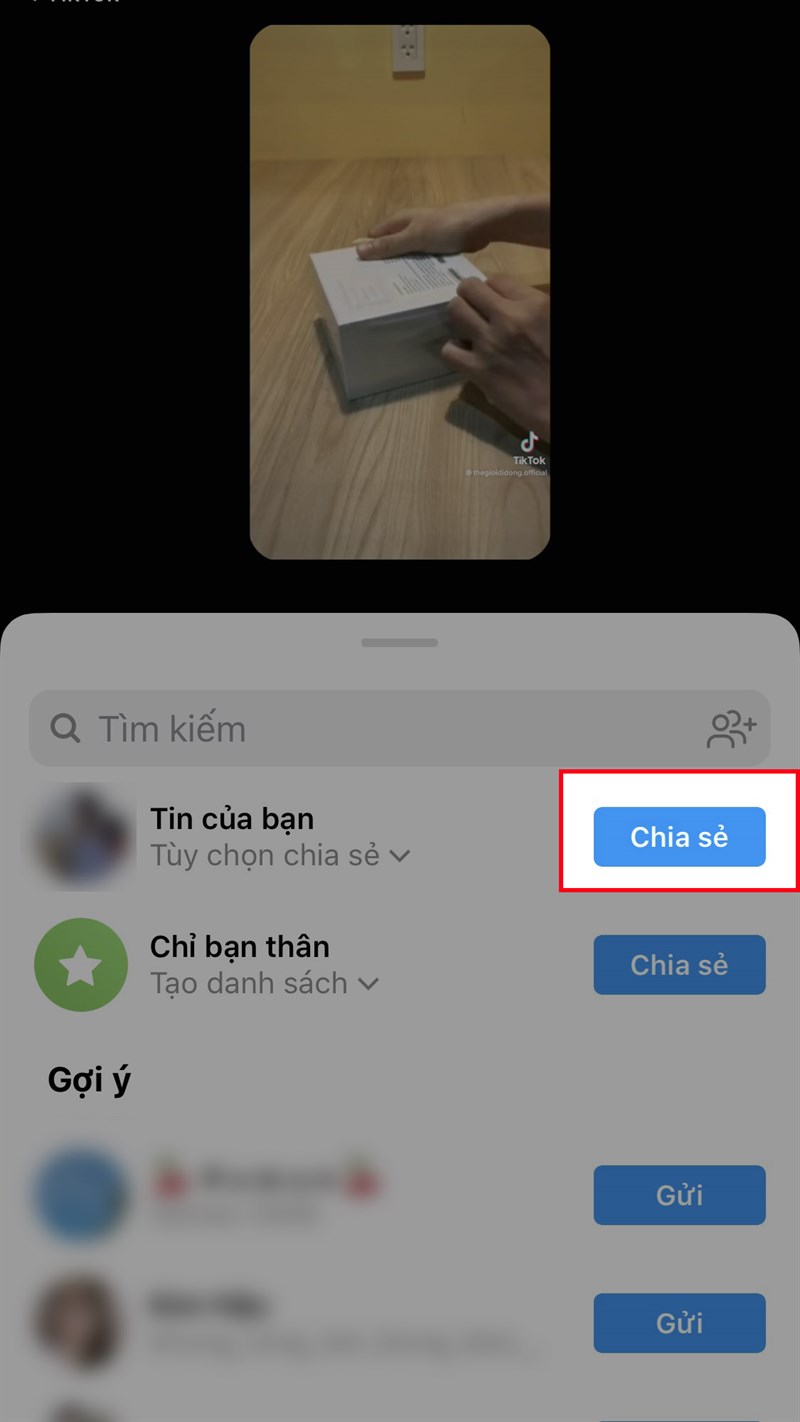 Tại mục Tin của bạn, chọn Chia sẻ